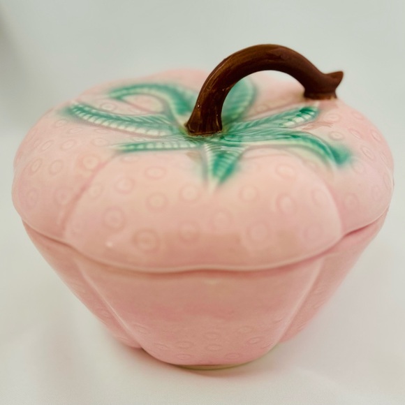 Vintage Belmar Pottery of California #310 Pink Strawberry Serving Bowl &Lid. MCM - Picture 2 of 6